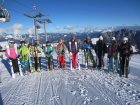 Galerie Vorschaubild: Gruppenfoto mit Ski